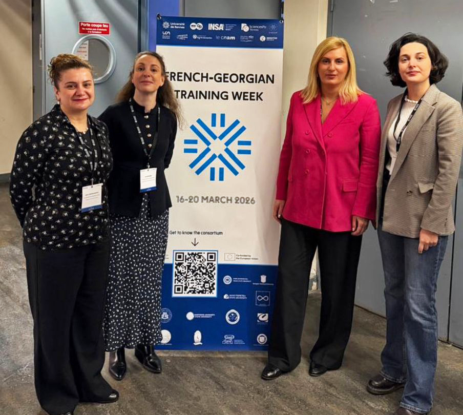 კავკასიის უნივერსიტეტის წარმომადგენლების ვიზიტი რენში